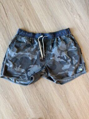 Vuori Men’s XXL Camo Swim Board Shorts Stretch Recycled Polyester V330